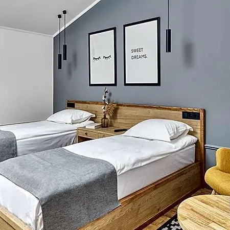 Wine And Pillow By Frapolli Hotell