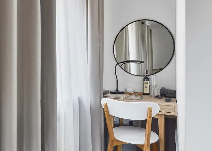 Hotel Wine And Pillow By Frapolli Odessa