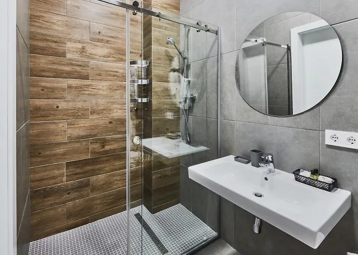 Wine And Pillow By Frapolli Hotel