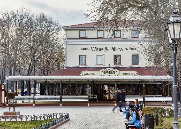 Hotel Wine And Pillow By Frapolli Odessa