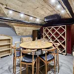 Wine And Pillow By Frapolli Hotell