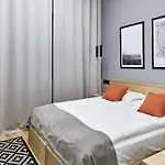 Wine And Pillow By Frapolli 4*