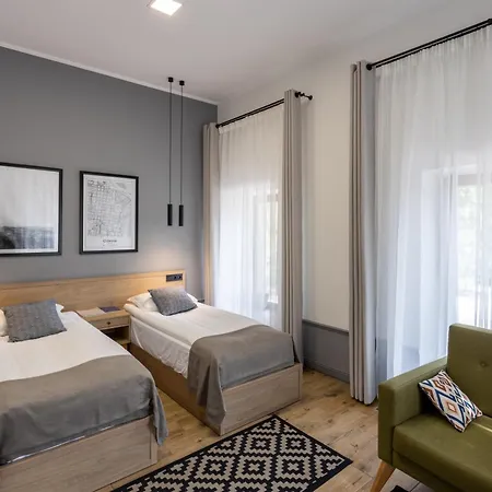 מלון Wine&pillow By Frapolli 4*