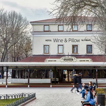 Hotell Wine And Pillow By Frapolli Odessa