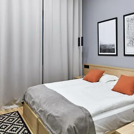 Wine And Pillow By Frapolli 4*