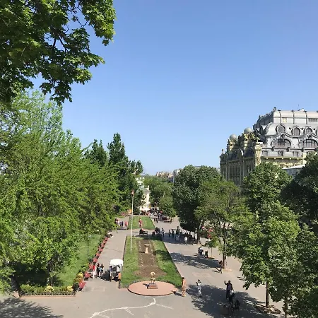 Hotel Wine And Pillow By Frapolli Odesa