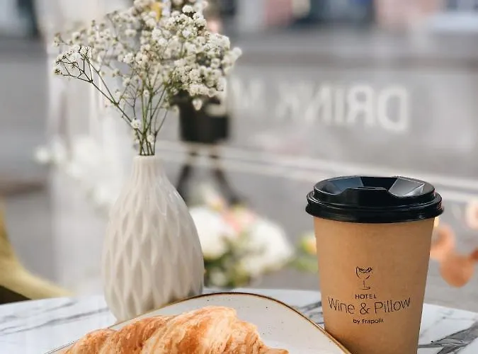 Hotel Wine And Pillow By Frapolli Odesa